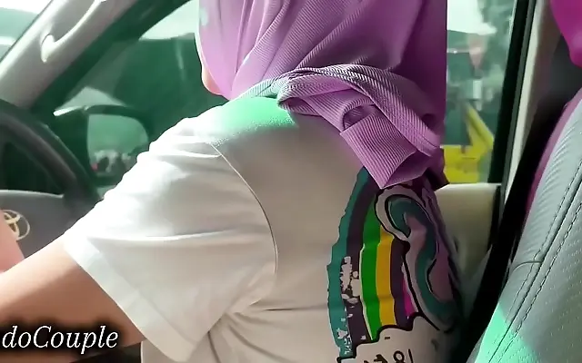 Sucking Dick in the Car Park Indonesian Wife Gives Amazing Blowjob