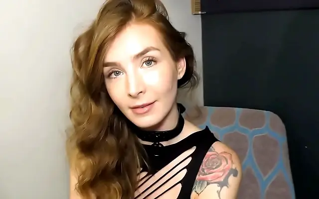 Silk sheets rustle as innocent cutie takes bbc for first time