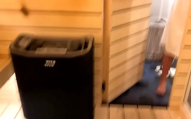 国伦理 一二三四 国产片 久久久A Beneath the steam she takes him in a wild first time sauna encounter