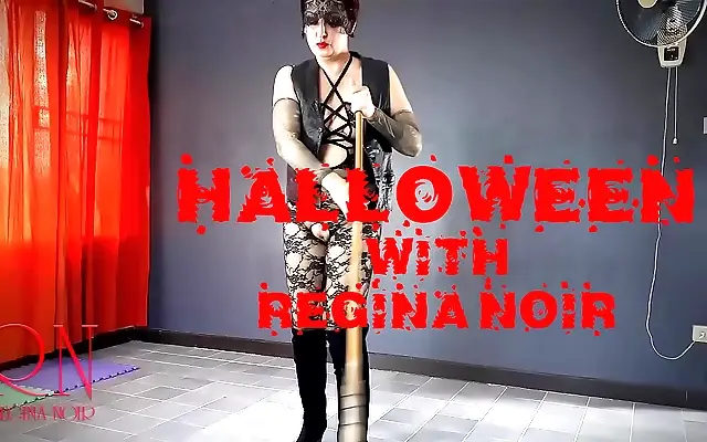 久久久久久 强伦 在线观看精品 Candlelit curvy witch strips out of her black bunny suit in kinky burlesque fantasy