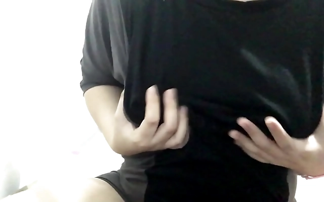 精品A 超碰 se Candlelit Solo by Busty Filipina Babe with Puffy Nipples
