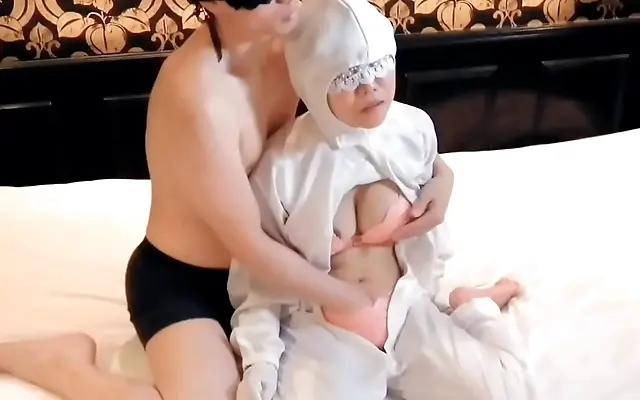 +无码 阅读 观看完整版 Creaming Her Busty Wife in Homemade Gloves and Lingerie Seduction