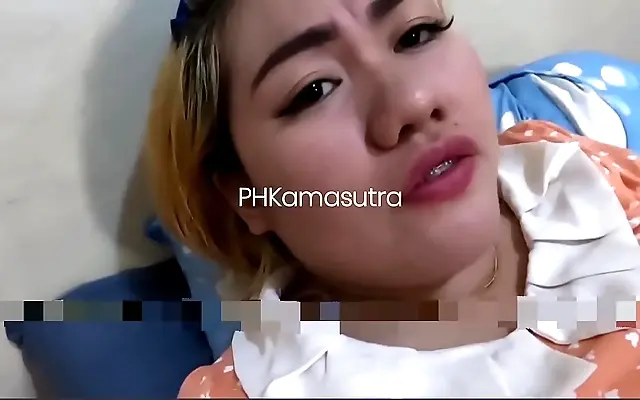 Two beautiful Pinays cheating with creamy double cumswap action