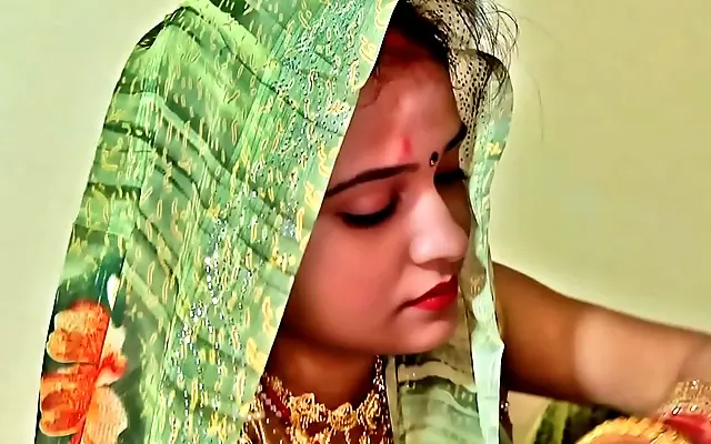 Desi beauty rides her husband hard on a special day